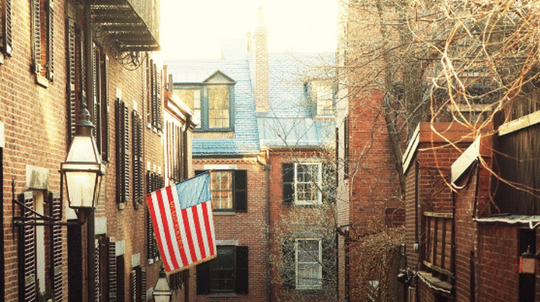Brick alley on Beacon Hill, Boston